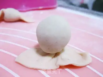 Make Small octopus wonton step 7