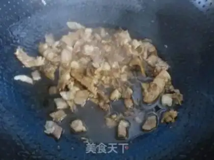 Make Fried ears with pork slices step 3