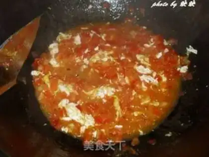 Make Tomato and egg fried rice step 6