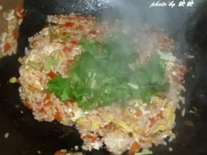 Make Tomato and egg fried rice step 8