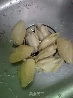 Make Cola honey chicken wings step 2