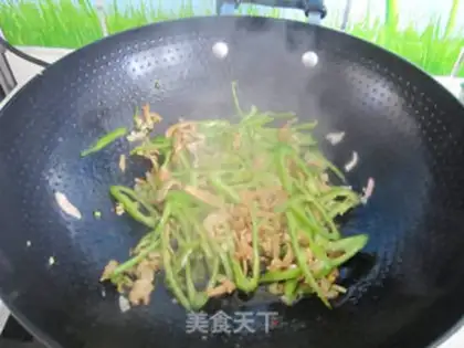 Make stir-fried oats noodles step 3