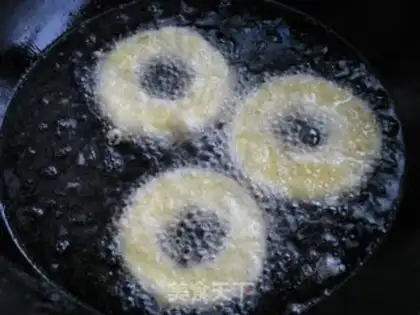 Make Fried apple rings step 4