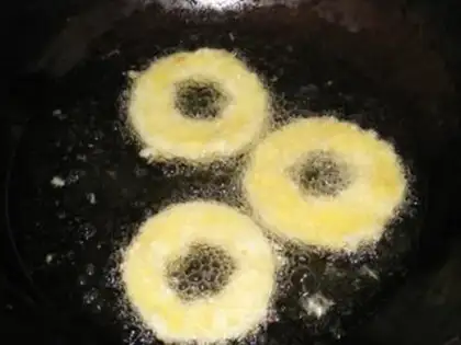 Make Fried apple rings step 5