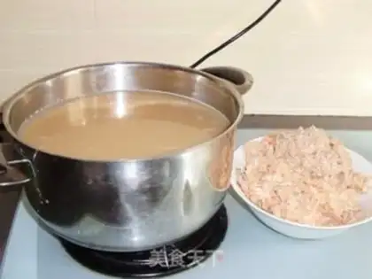 Make Hokkien prawn mee step 2