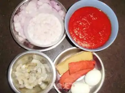Make Hokkien prawn mee step 4