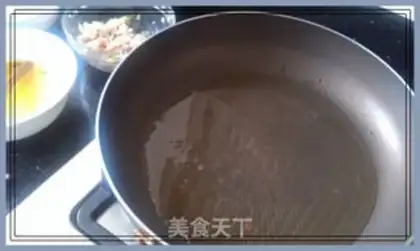 Make Pan-fried poached eggs step 4