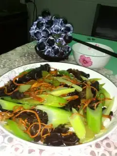 Make stir-fried celery and fungus with Cordyceps flowers step 9
