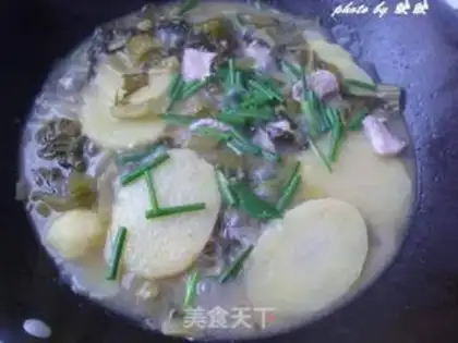 Make Braised potatoes with pickled cabbage step 8