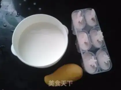 Make Yogurt Mango Popsicle step 0