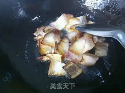 Make stir-fried pickled radish with bacon step 6
