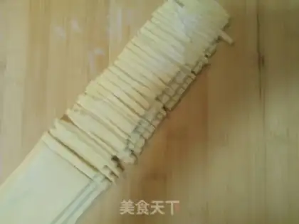 Make egg noodles step 9