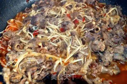 Make Home-cooked fat beef and mushroom step 12