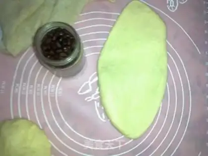 Make red bean bread step 5