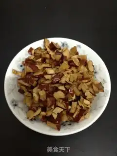 Make Crispy red date ball step 2