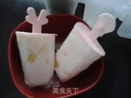 Make Yogurt Mango Popsicle step 5