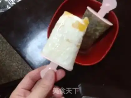 Make Yogurt Mango Popsicle step 6