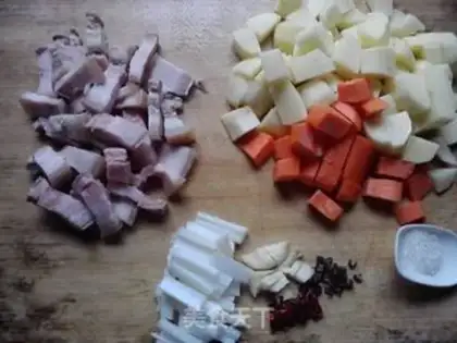 Make roast pork belly step 1