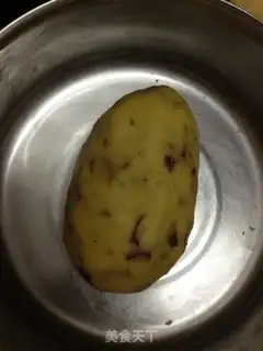 Make Crispy red date ball step 9