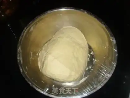Make Steamed buns with pure meat filling step 4