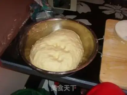 Make Steamed buns with pure meat filling step 5