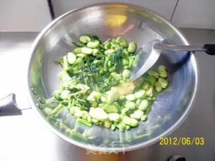 Make Pickled vegetables, green beans and bean crisps step 7