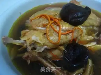 Make Mushrooms, Cordyceps sinensis and chicken soup step 9
