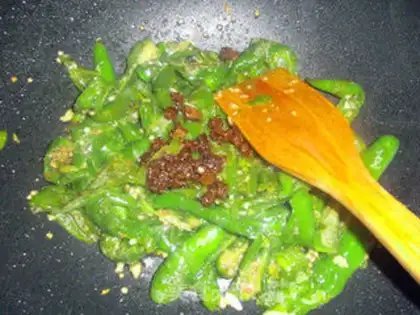 Make oil-soaked peppers step 8