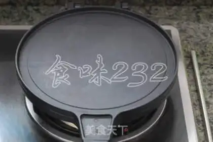 Make Delicious egg roll step 17