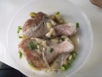 Make Crispy chicken leg step 0