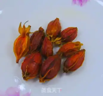 Make Dragon fruit sago in coconut juice step 1