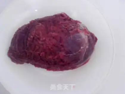Make Stewed beef with onions step 0