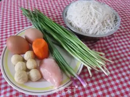 Make Curry fried rice noodles step 0