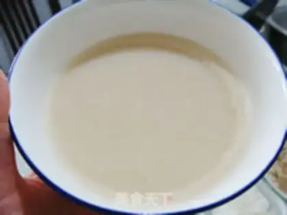 Make egg yolk cake step 1