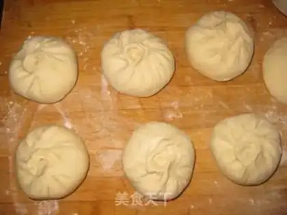 Make Steamed buns with pork and green onions step 8