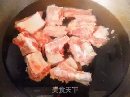 Make sweet and sour pork ribs step 1