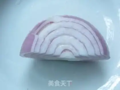 Make Soba noodles and onion beef dumplings step 1
