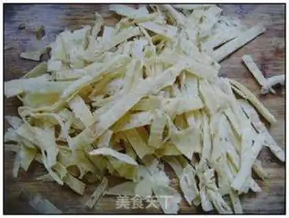 Make Fried pancakes with shredded pork step 0