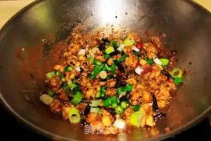 Make Spicy chicken crispy bones step 5