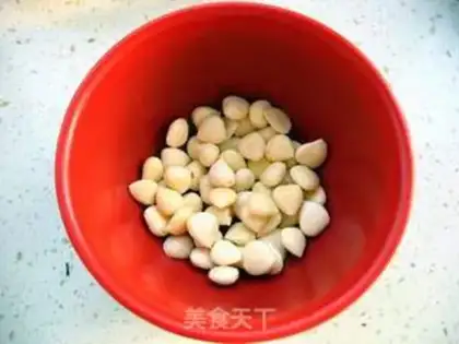 Make almond dew step 1