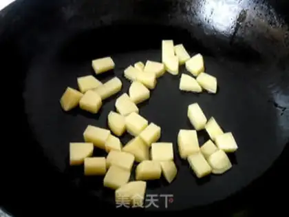 Make Crispy rice with black pepper and potatoes step 5