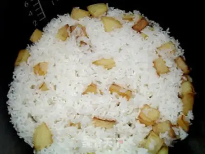 Make Crispy rice with black pepper and potatoes step 9