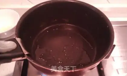 Make macaroni with onion step 7