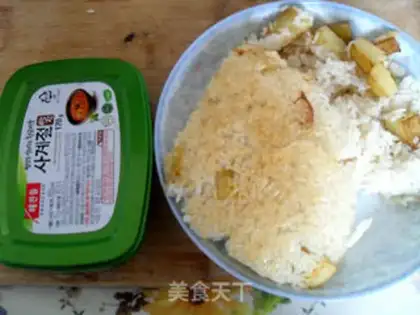 Make Crispy rice with black pepper and potatoes step 11