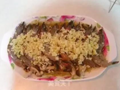 Make Steamed prawns with garlic shark