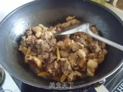 Make Stewed beef brisket with sour bamboo shoots step 5