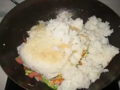 Make Fried rice with mixed vegetables and sausage step 7
