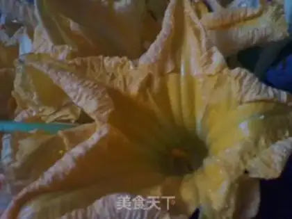 Make Stuffed melon flowers step 0