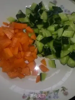 Make stir-fried three dices with spicy sauce step 1