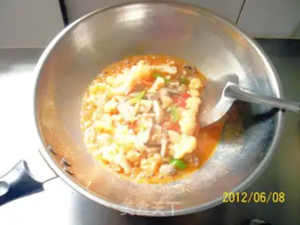 Make stir-fried belly crotch with tomato and cauliflower step 12